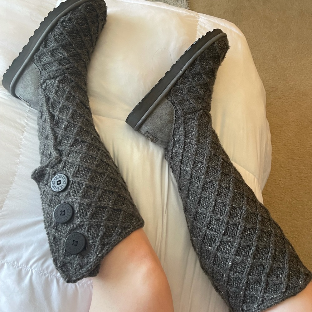 SWEATER UGGS GRAY